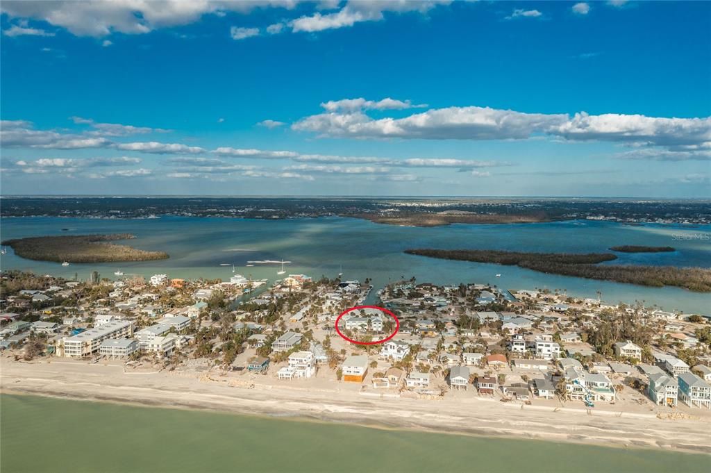 For Sale: $338,500 (2 beds, 2 baths, 754 Square Feet)