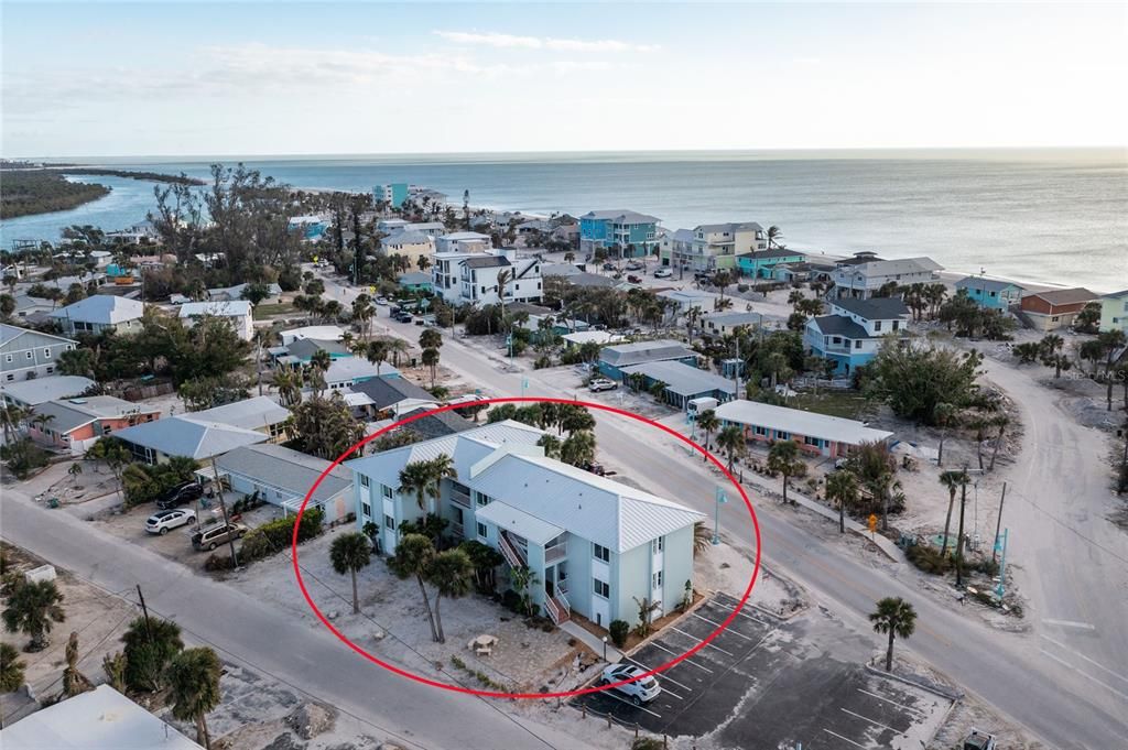 For Sale: $338,500 (2 beds, 2 baths, 754 Square Feet)