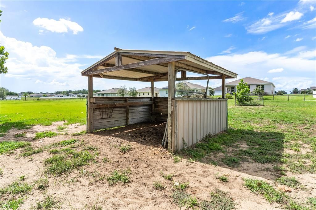 For Sale: $525,000 (5.00 acres)