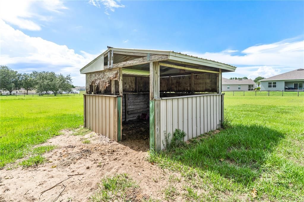 For Sale: $525,000 (5.00 acres)