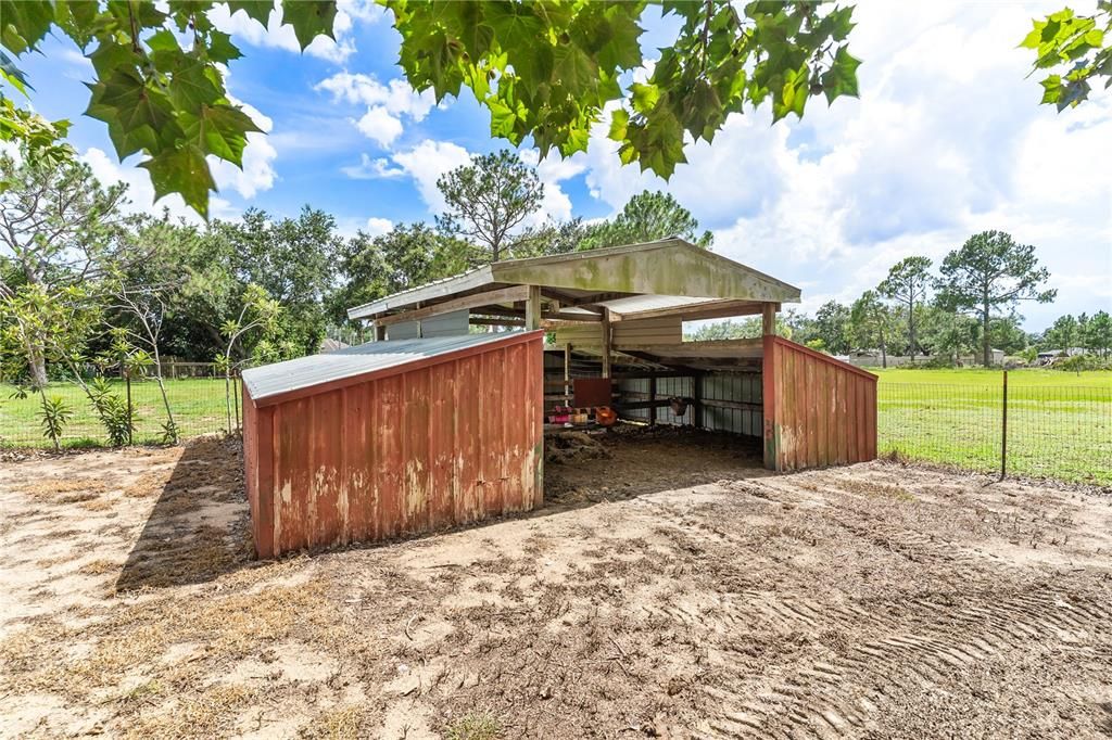 For Sale: $525,000 (5.00 acres)