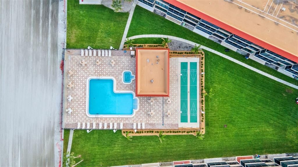 En Venta: $649,900 (2 camas, 2 baños, 1103 Pies cuadrados)