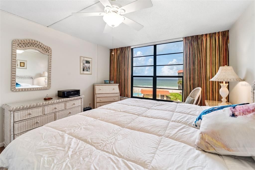 En Venta: $649,900 (2 camas, 2 baños, 1103 Pies cuadrados)