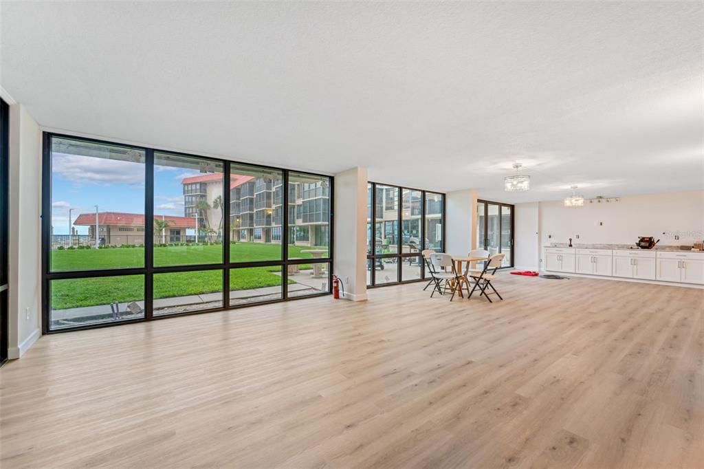 En Venta: $649,900 (2 camas, 2 baños, 1103 Pies cuadrados)