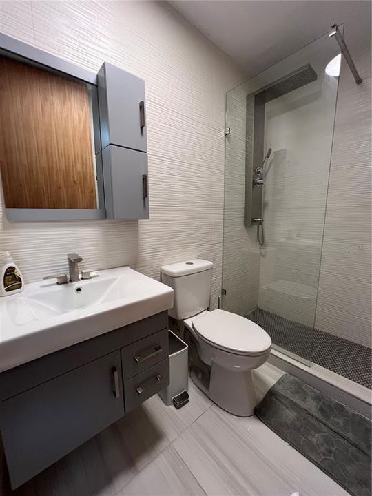 En Venta: $220,000 (3 camas, 2 baños, 1080 Pies cuadrados)