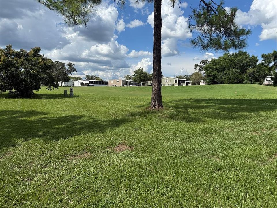 Active With Contract: $135,000 (2 beds, 2 baths, 966 Square Feet)