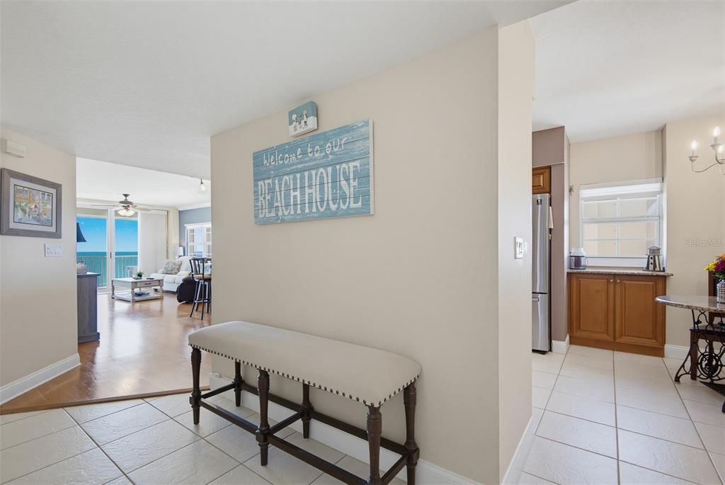Active With Contract: $629,000 (3 beds, 3 baths, 2215 Square Feet)