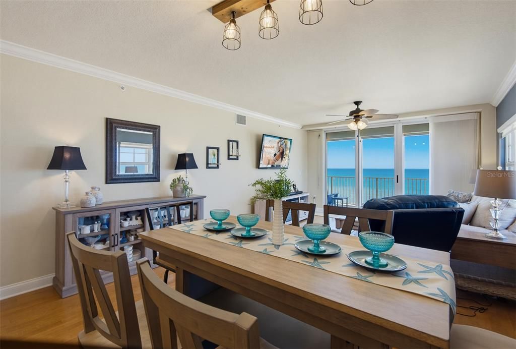 Active With Contract: $629,000 (3 beds, 3 baths, 2215 Square Feet)