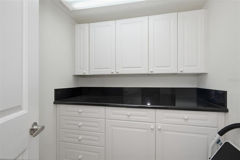 Active With Contract: $629,000 (3 beds, 3 baths, 2215 Square Feet)