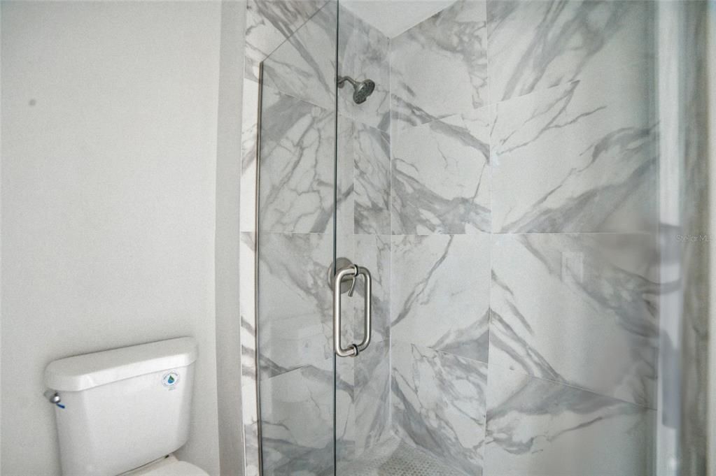 En Venta: $600,000 (5 camas, 3 baños, 3068 Pies cuadrados)