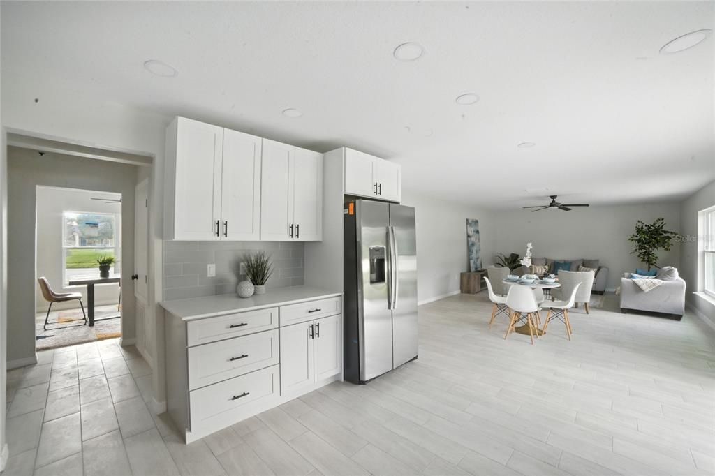 En Venta: $600,000 (5 camas, 3 baños, 3068 Pies cuadrados)