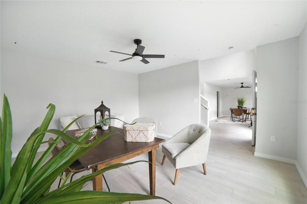 En Venta: $600,000 (5 camas, 3 baños, 3068 Pies cuadrados)