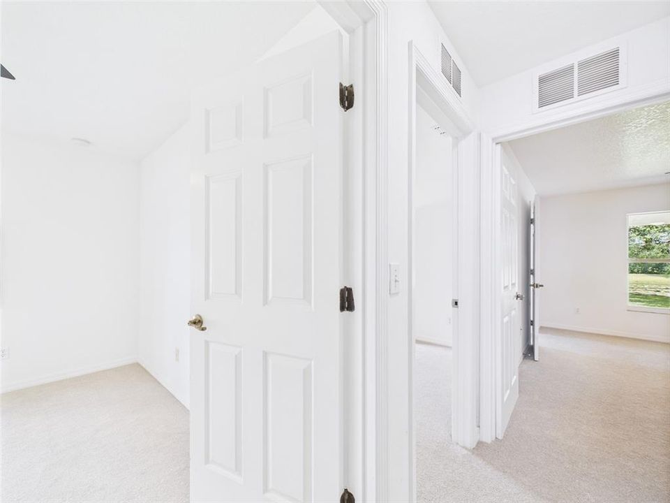 Active With Contract: $349,900 (3 beds, 2 baths, 1438 Square Feet)