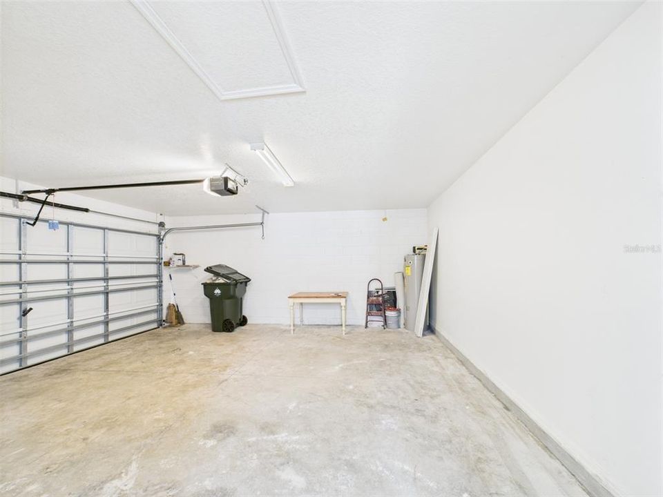 Active With Contract: $349,900 (3 beds, 2 baths, 1438 Square Feet)