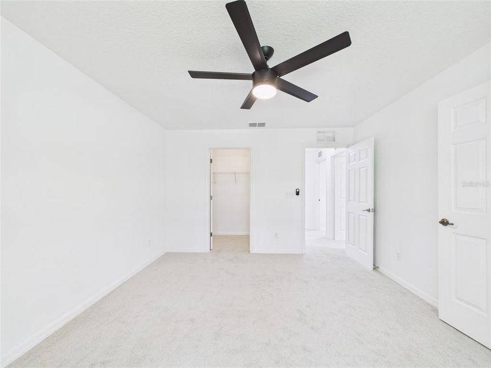 Active With Contract: $349,900 (3 beds, 2 baths, 1438 Square Feet)