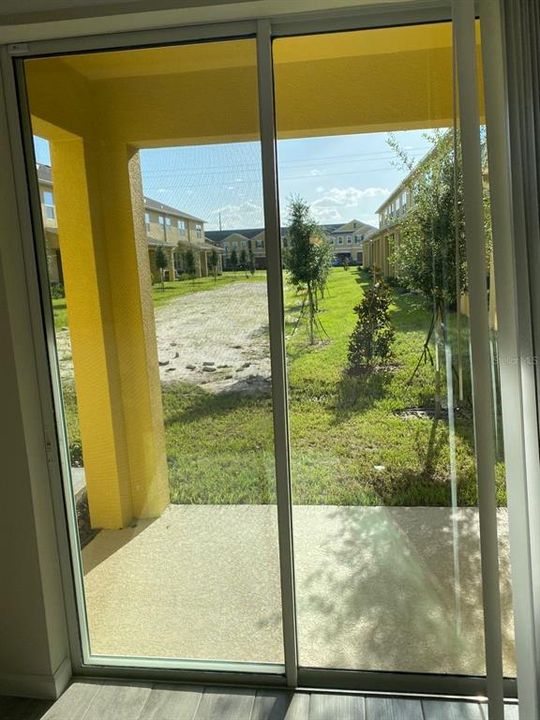 Active With Contract: $2,000 (3 beds, 2 baths, 1296 Square Feet)