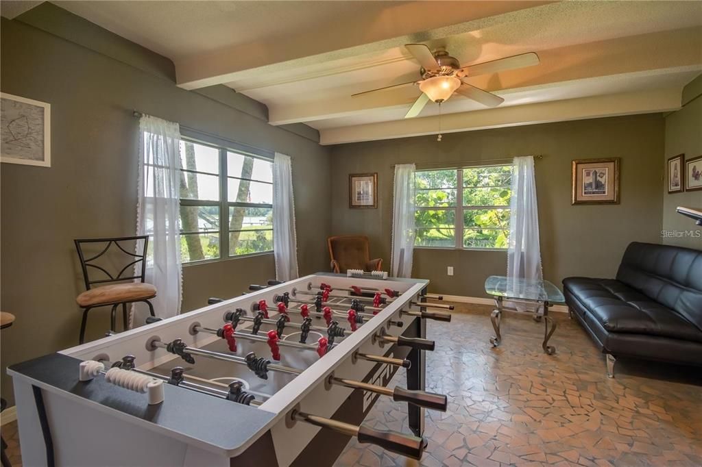 На продажу: $750,000 (5 спален, 4 ванн, 3723 Квадратных фут)