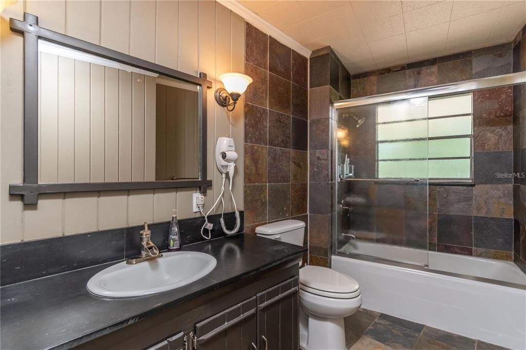 На продажу: $750,000 (5 спален, 4 ванн, 3723 Квадратных фут)