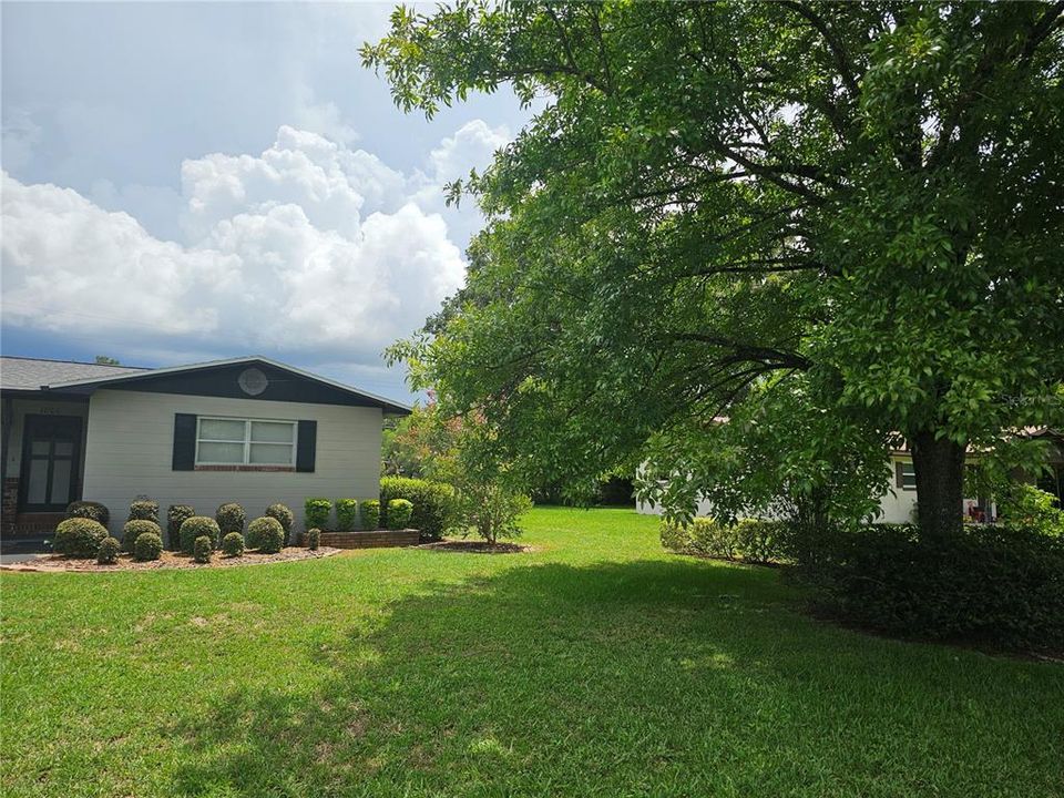 Activo con contrato: $234,000 (3 camas, 2 baños, 1624 Pies cuadrados)