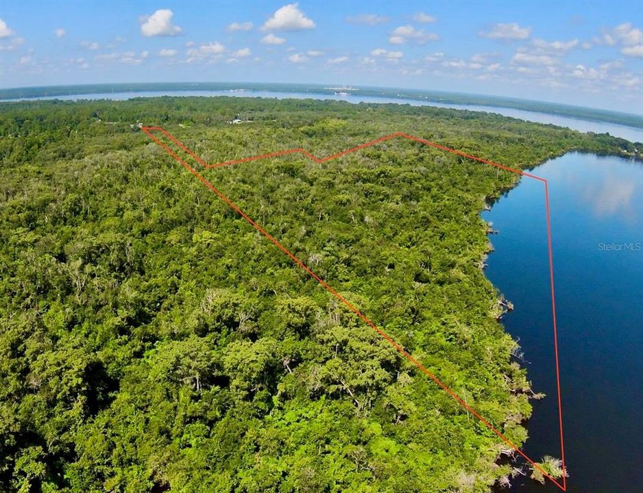 На продажу: $85,000 (52.10 acres)