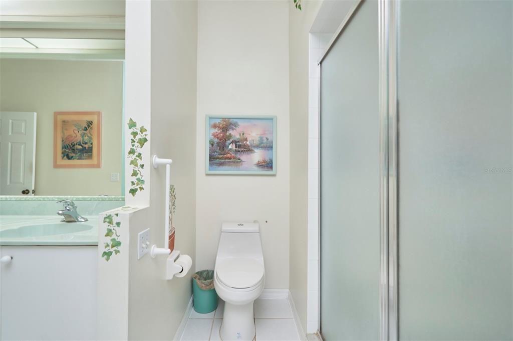 待售: $440,000 (4 贝兹, 2 浴室, 2444 平方英尺)