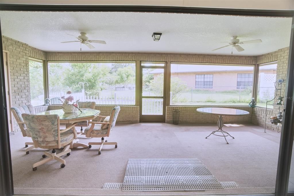 待售: $440,000 (4 贝兹, 2 浴室, 2444 平方英尺)