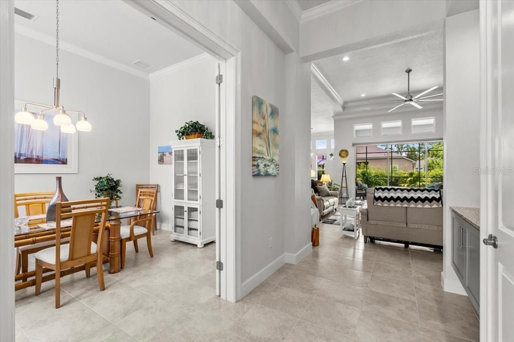 For Sale: $1,020,000 (4 beds, 3 baths, 2624 Square Feet)