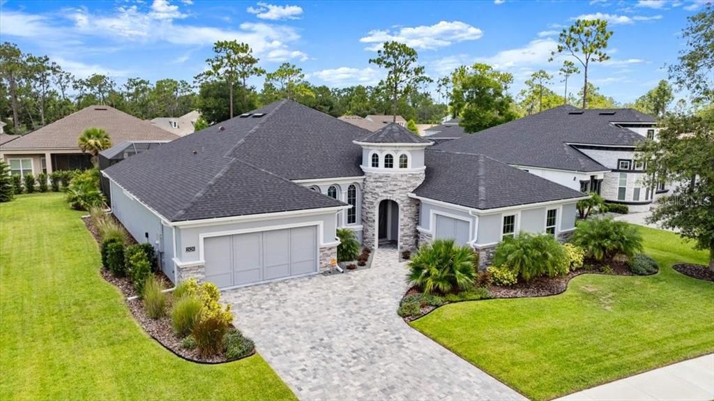 For Sale: $1,020,000 (4 beds, 3 baths, 2624 Square Feet)