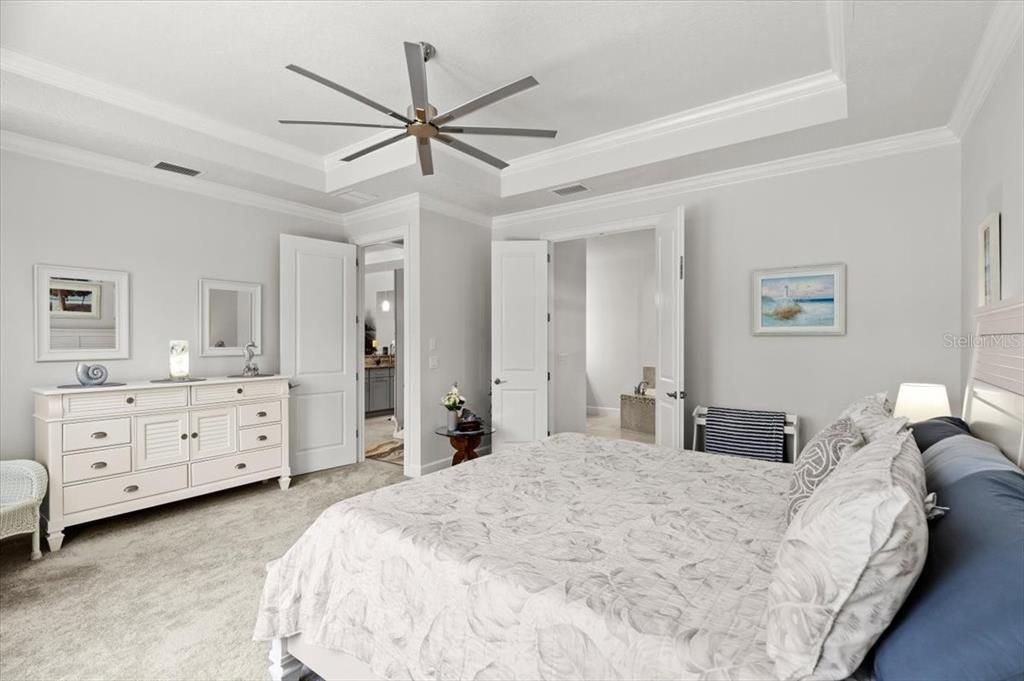 For Sale: $1,020,000 (4 beds, 3 baths, 2624 Square Feet)