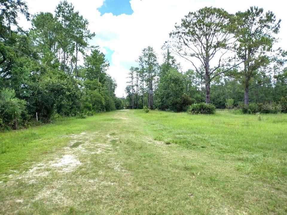 For Sale: $459,900 (3 beds, 2 baths, 1566 Square Feet)