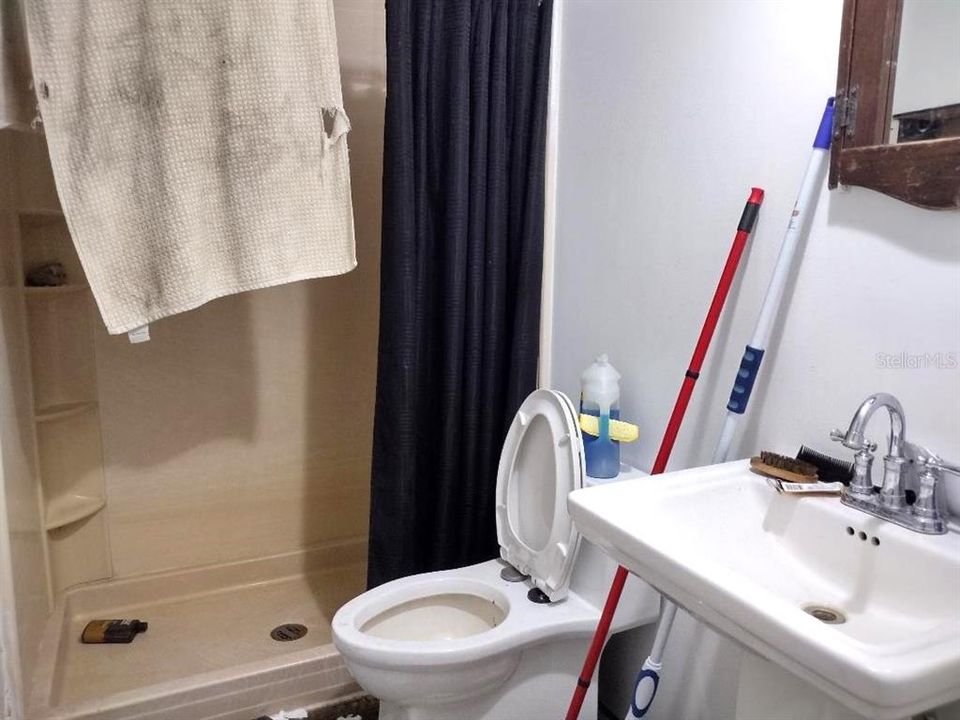 For Sale: $459,900 (3 beds, 2 baths, 1566 Square Feet)