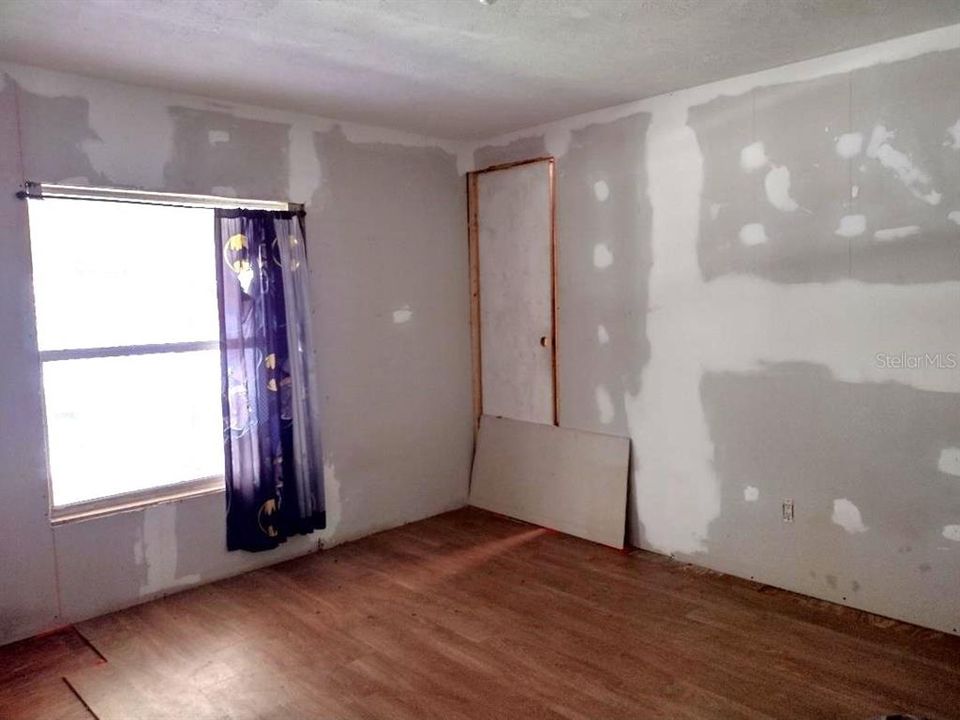 For Sale: $459,900 (3 beds, 2 baths, 1566 Square Feet)