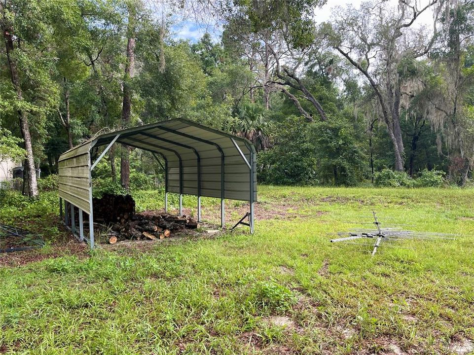 For Sale: $389,000 (2 beds, 1 baths, 1072 Square Feet)