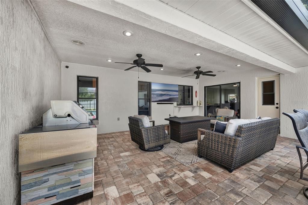 待售: $647,499 (4 贝兹, 2 浴室, 2736 平方英尺)