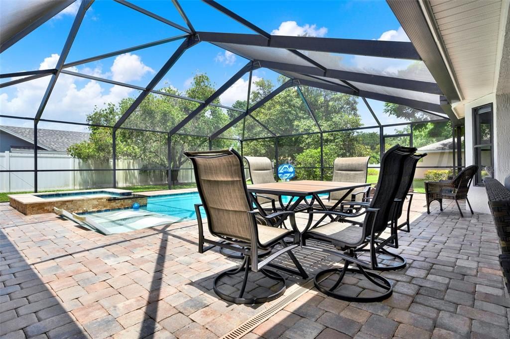 待售: $647,499 (4 贝兹, 2 浴室, 2736 平方英尺)