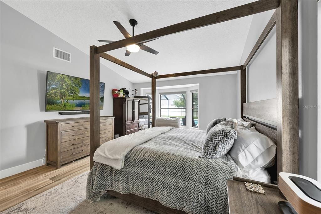 待售: $647,499 (4 贝兹, 2 浴室, 2736 平方英尺)