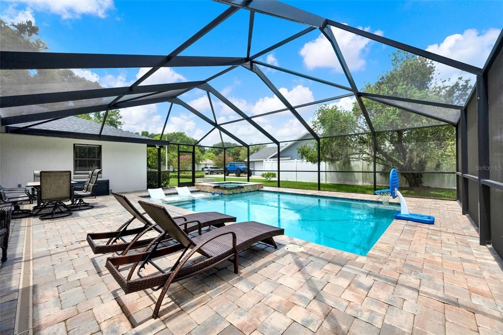 待售: $647,499 (4 贝兹, 2 浴室, 2736 平方英尺)