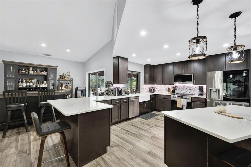 待售: $647,499 (4 贝兹, 2 浴室, 2736 平方英尺)