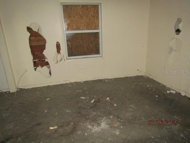 На продажу: $74,000 (2 спален, 1 ванн, 1124 Квадратных фут)