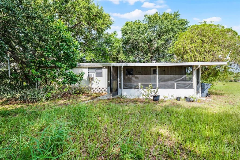 En Venta: $390,000 (32.31 acres)