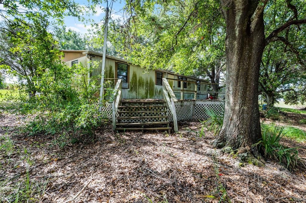 En Venta: $390,000 (32.31 acres)