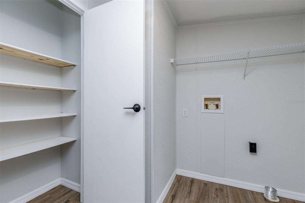 En Venta: $195,000 (3 camas, 2 baños, 1560 Pies cuadrados)