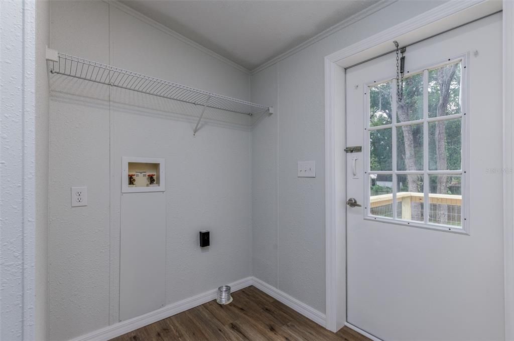 En Venta: $195,000 (3 camas, 2 baños, 1560 Pies cuadrados)