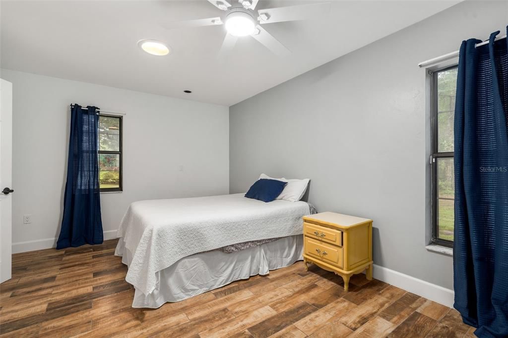 待售: $475,000 (4 贝兹, 3 浴室, 2168 平方英尺)