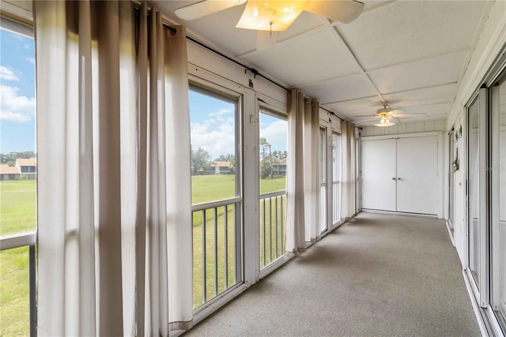 Под контрактом: $1,800 (2 спален, 2 ванн, 1241 Квадратных фут)