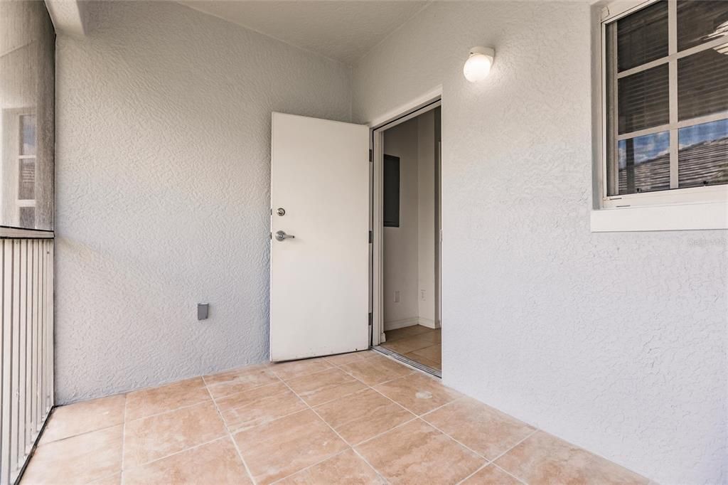 For Rent: $1,550 (3 beds, 2 baths, 1118 Square Feet)