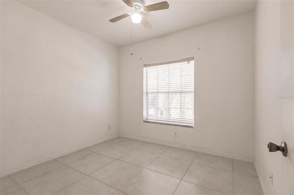 For Rent: $1,550 (3 beds, 2 baths, 1118 Square Feet)