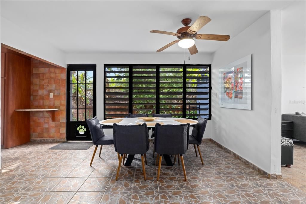 На продажу: $475,000 (4 спален, 3 ванн, 2911 Квадратных фут)