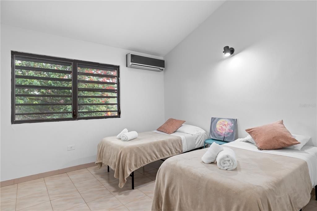 На продажу: $475,000 (4 спален, 3 ванн, 2911 Квадратных фут)