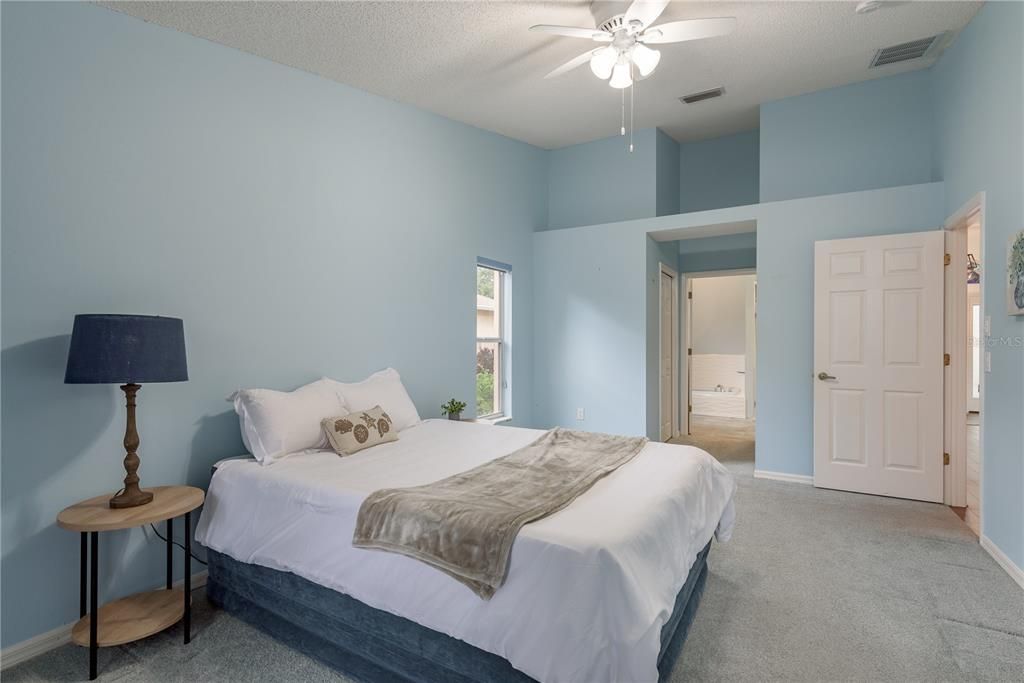 На продажу: $450,000 (3 спален, 2 ванн, 1814 Квадратных фут)